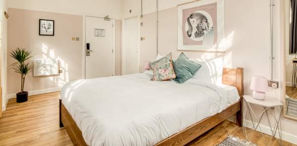 Double bed private room at Selina Birmingham