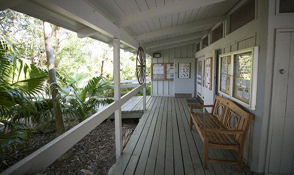 Arch Creek Park & Nature Center Porche cabine