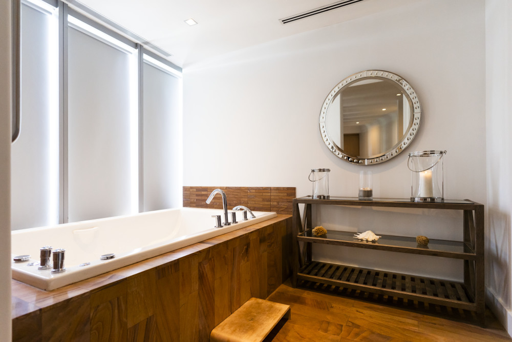 Esencia Wellness features a spa and fitness center to inspire personalized renewal, deep relaxation and refined treatments.