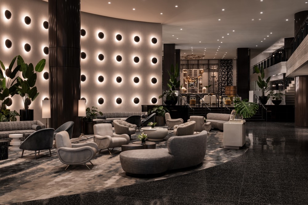 印象的なロビーと歴史的な光の壁The Ritz-Carlton, South Beach