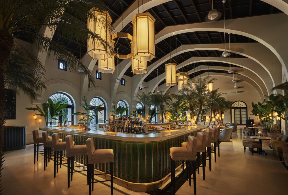 Champagne Bar nan Surf Club la