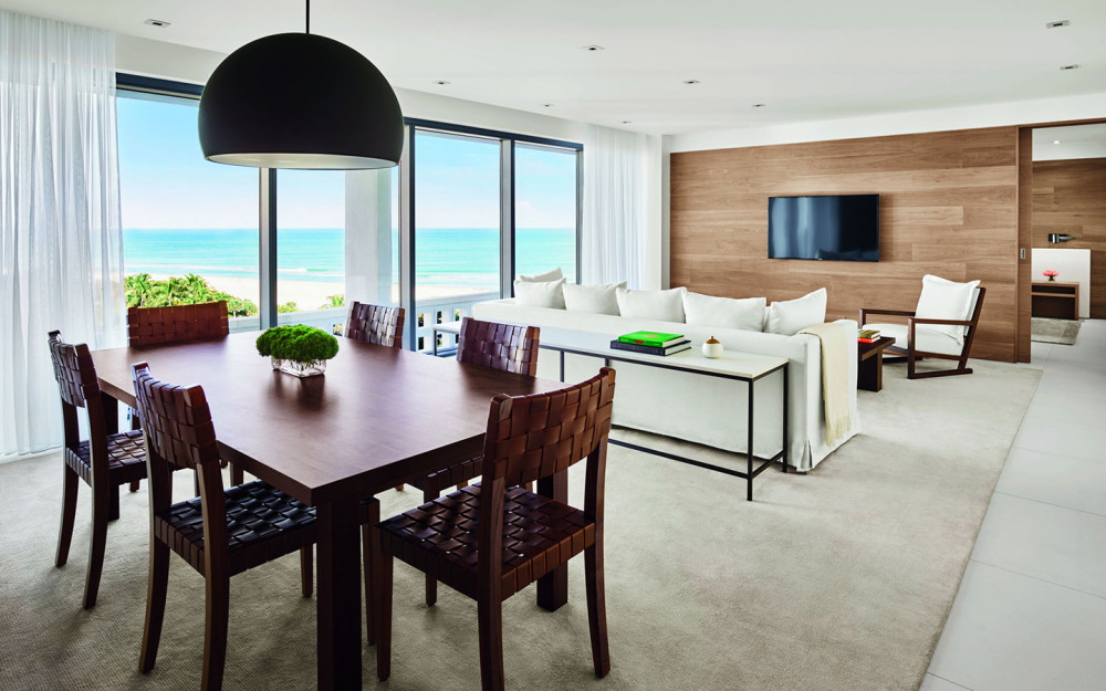 Suite Deluxe con vista al mar