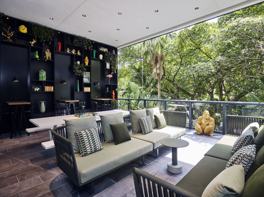 CitizenM Miami Brickell terraza en la jungla