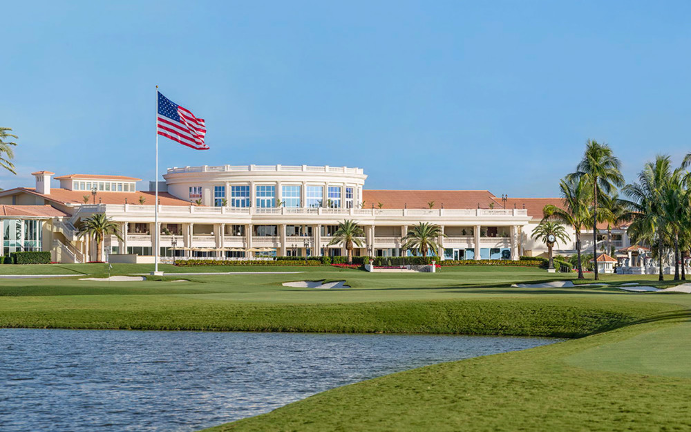 Trump® National Doral Das Resort in Miami vereint legendäre Meisterschaftsgolfplätze mit atemberaubenden Aussichten und einer eleganten Umgebung.