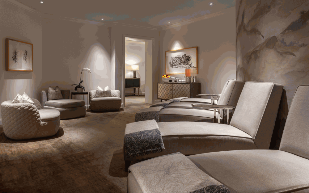 Embrace serenity in our tranquil Relaxation Lounge at Ame Spa and Wellness with a variety of complimentary amenities inclusive in your spa service.
