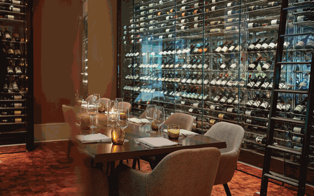 Qu'il s'agisse d'un dîner intime pour deux ou d'une grande fête, Bourbon Steak offre une variété d'options de sièges pour s'adapter à chaque occasion.